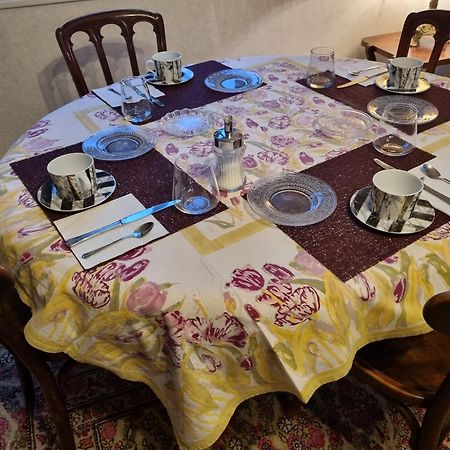 Domaine De Belcayre Bed & Breakfast Montauban Exterior foto